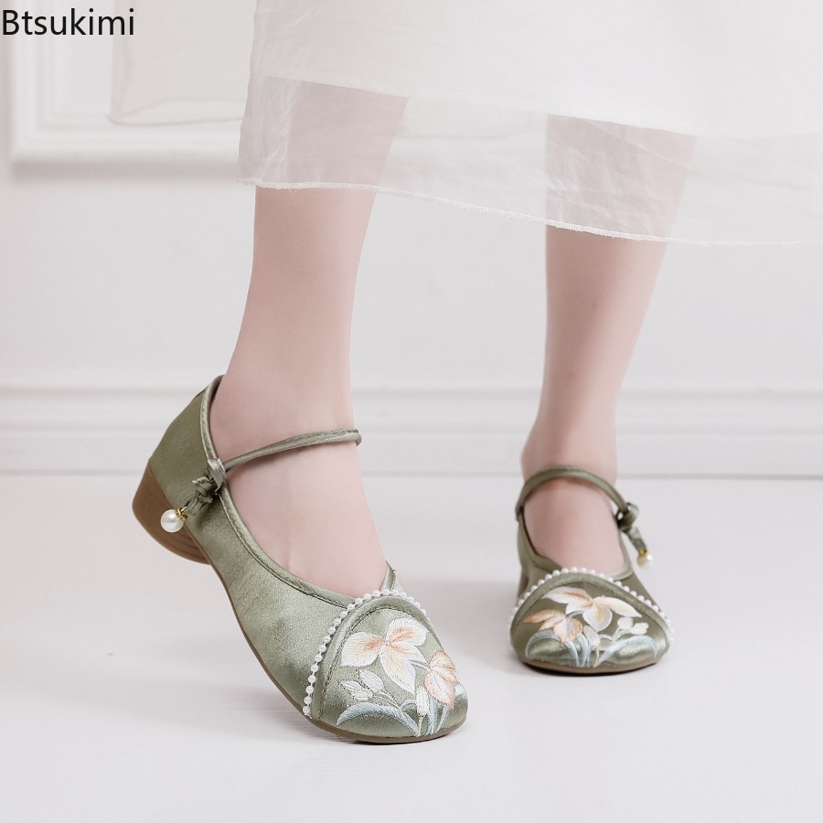 Ethnic And Fashion - Moda Işlemeli Çin Tarzı Düşük Topuklu
